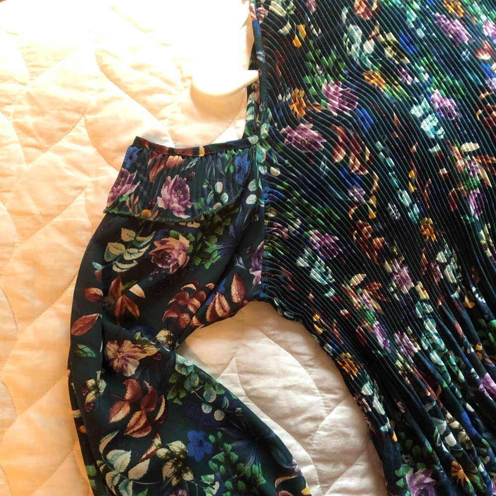 Floral Cold Shoulder Blouse